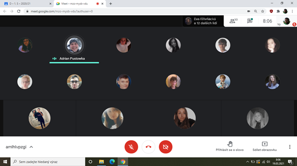 Pomáháme vysokoškolským studentům v&nbsp;praxi. I&nbsp;nyní!