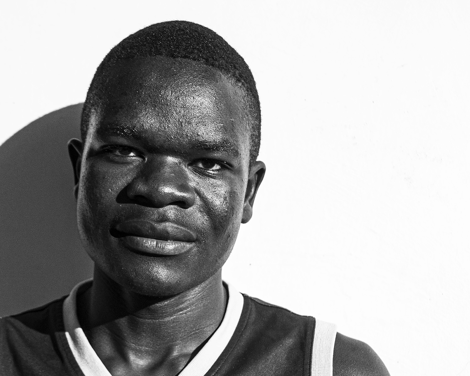 Javan Ochieng Kennedy: Poezie zahání smutné emoce, ochlazuje hořící srdce, je plná naděje