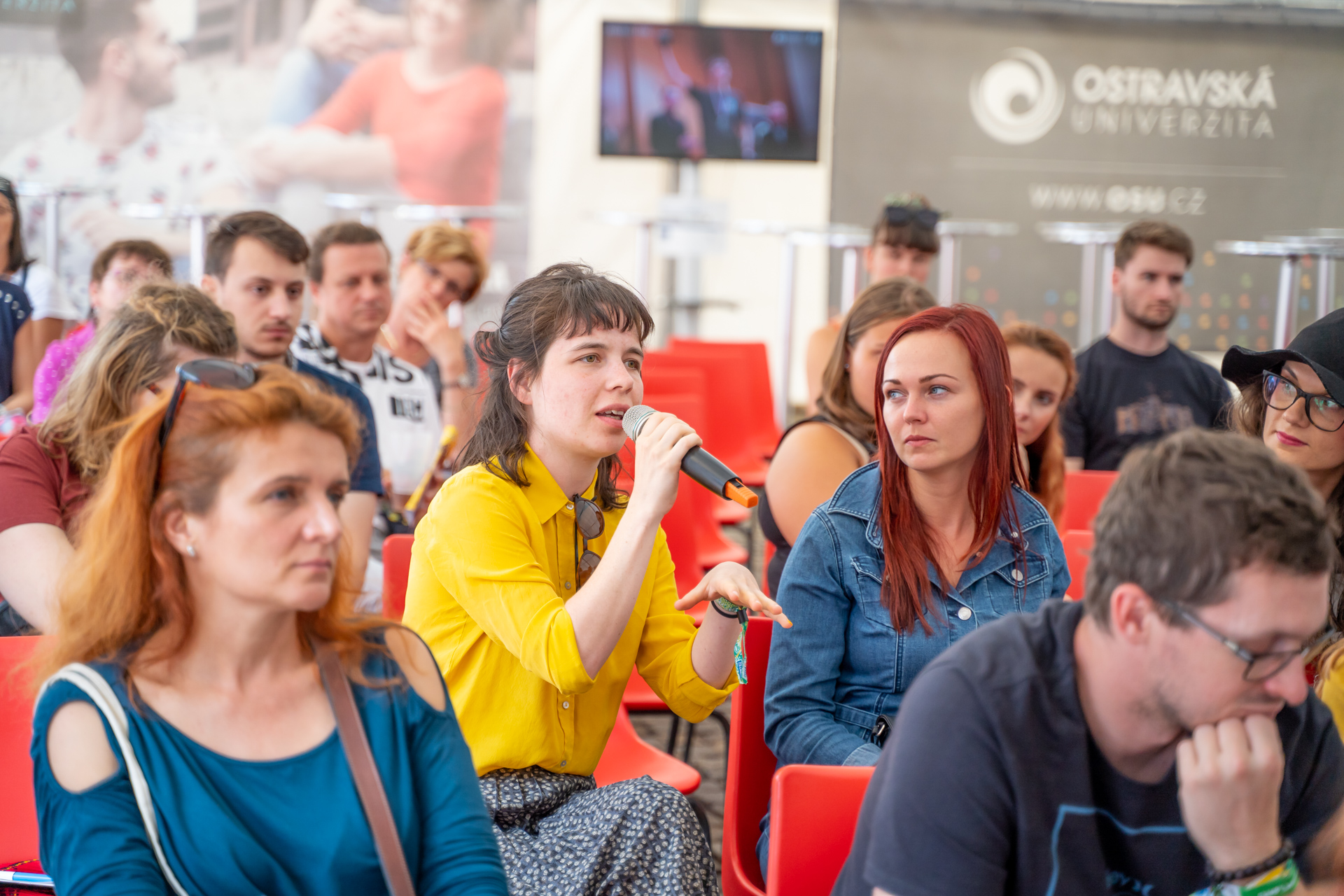 UNIVERcity stage s&nbsp;hosty Ostravské u&nbsp;Gongu