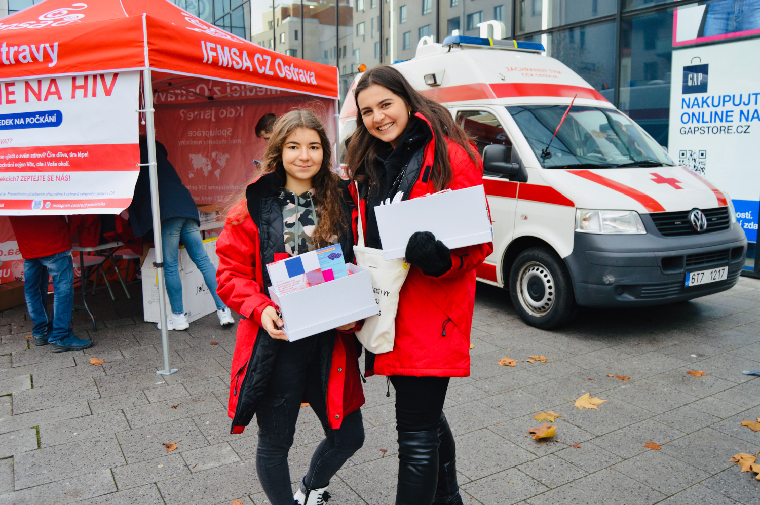 Vše o&nbsp;kondomech a&nbsp;testováním na HIV/AIDS s&nbsp;našimi mediky v&nbsp;Nové Karolině