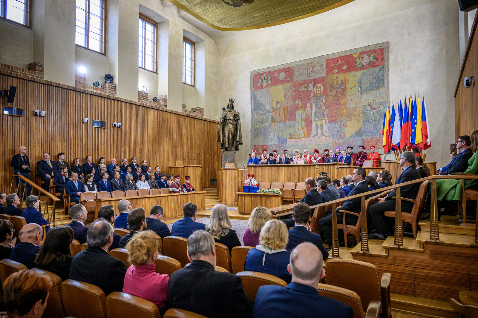 Tři noví profesoři z&nbsp;Ostravské univerzity převzali jmenovací dekrety