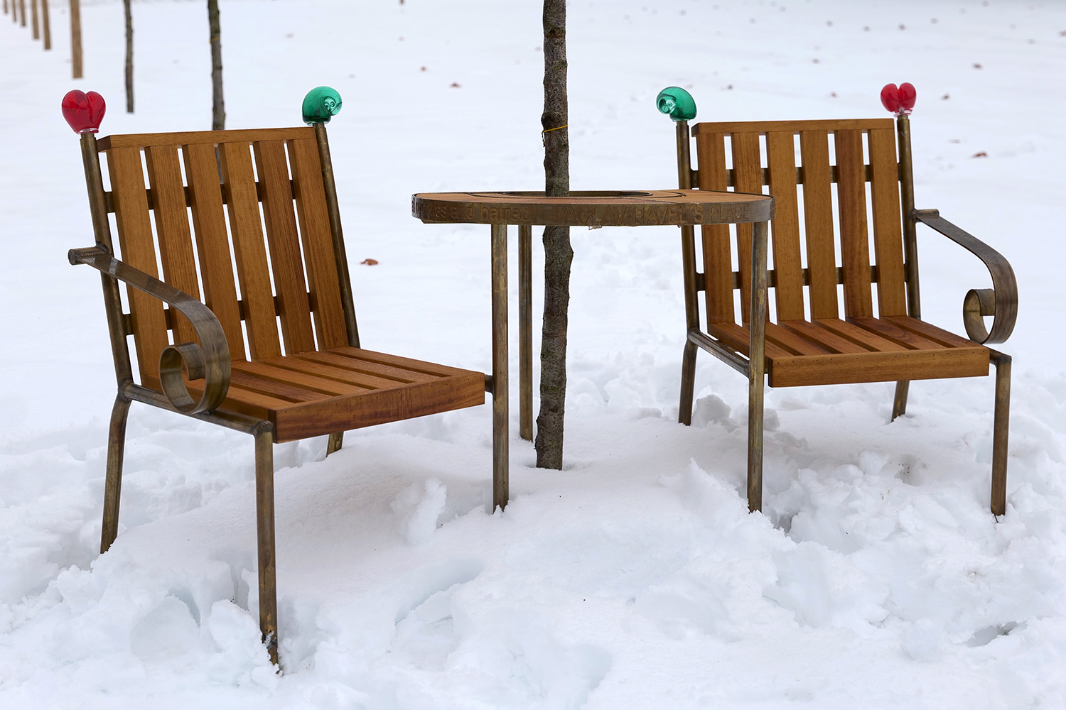 „Pravda a&nbsp;láska musí zvítězit nad lží a&nbsp;nenávistí.“ Tato slova najdeme na Lavičce Václava Havla, brzy také v&nbsp;Ostravě!