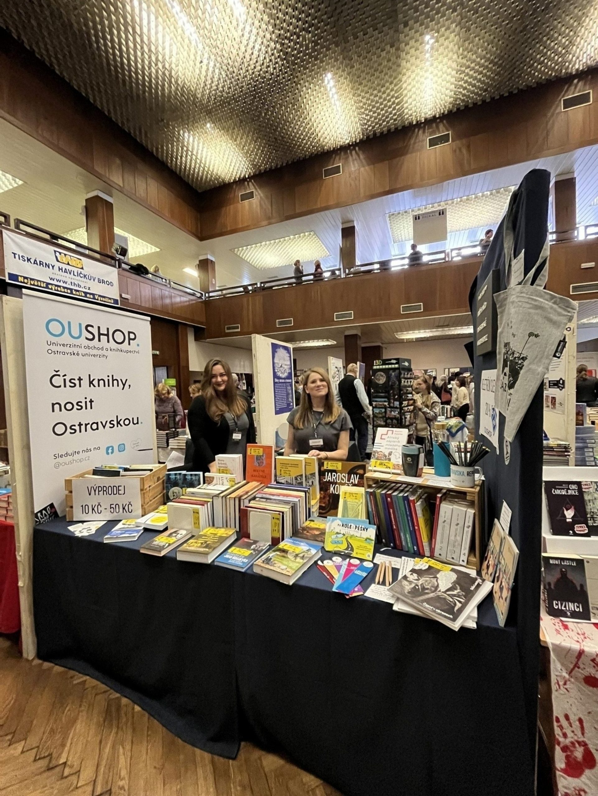 Navštivte Knižní festival na Černé louce. Nabídku představí i&nbsp;OUshop