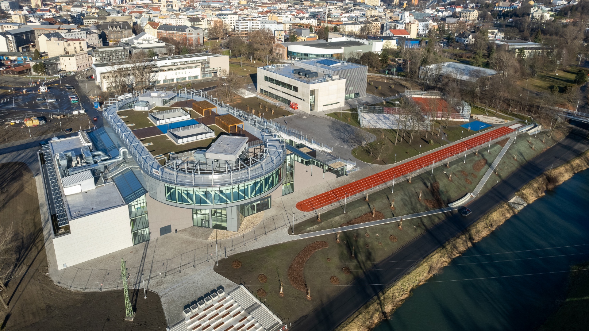 City Campus |7.| Proč právě na Černé louce?