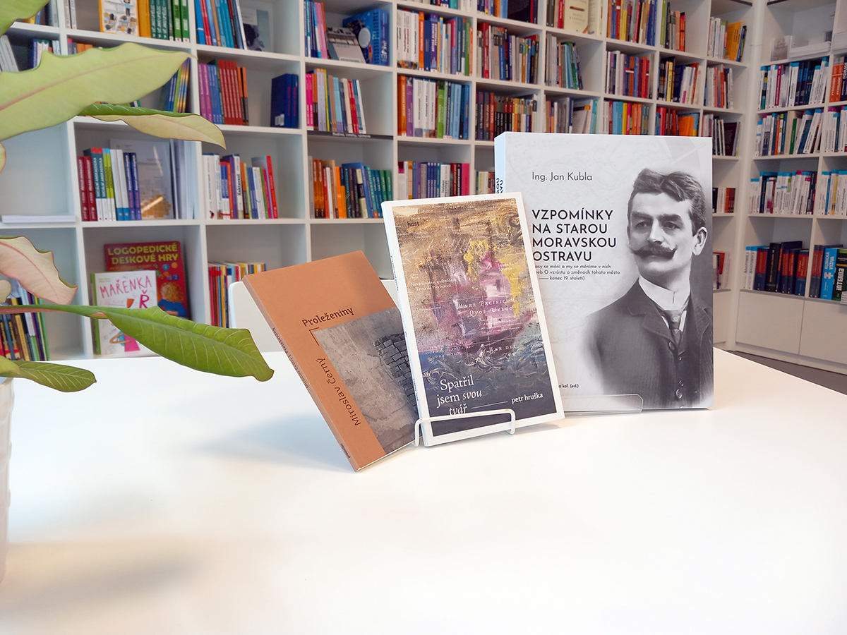 Filozofická fakulta vás v&nbsp;květnu zve na dvě knižní besedy a&nbsp;komentovanou prohlídku Ostravy