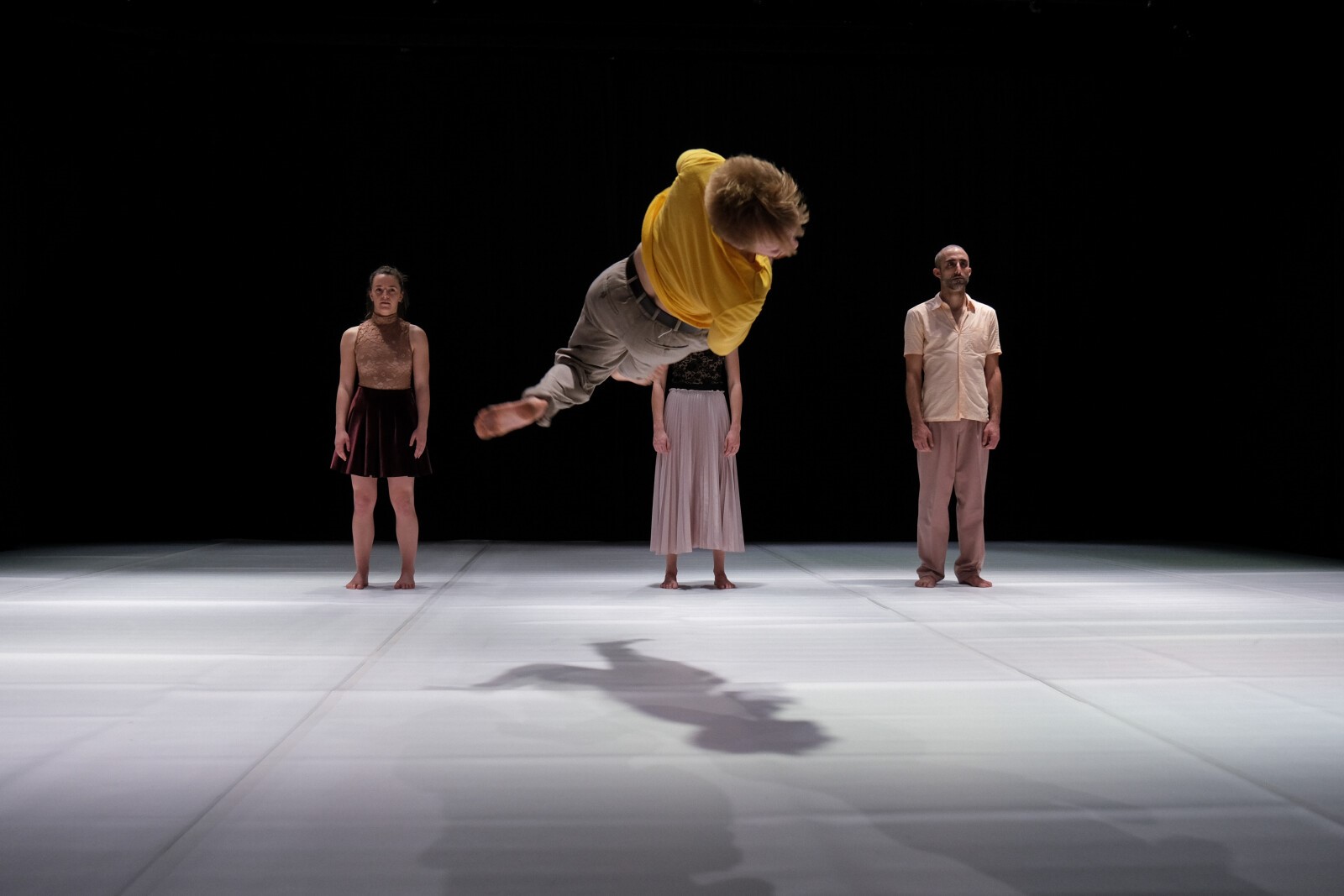 Jedinečné představení The Others světově uznávaného choreografa Antona Lachkeho už tuto neděli v&nbsp;Ostravě