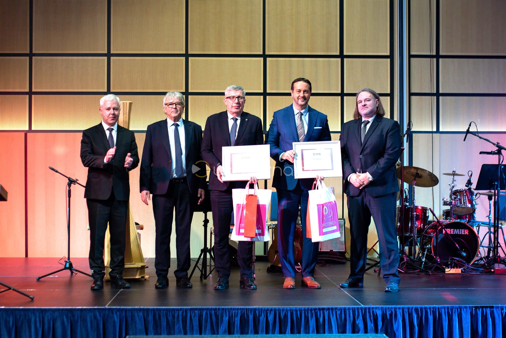 Lékařskou fakultu a&nbsp;Fakultní nemocnici ocenil Magazín Positiv