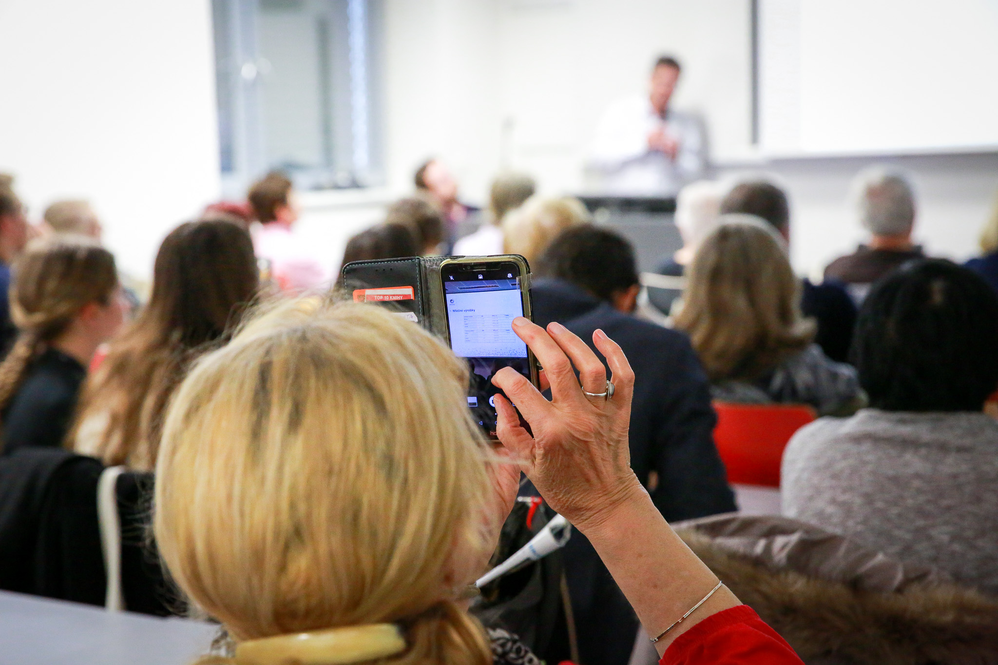 Prozkoumejte budoucnost zdravotnictví: Ondřej Volný a&nbsp;David Balo představí možnosti umělé inteligence v&nbsp;analýze CT v&nbsp;rámci Týdne mozku AV ČR