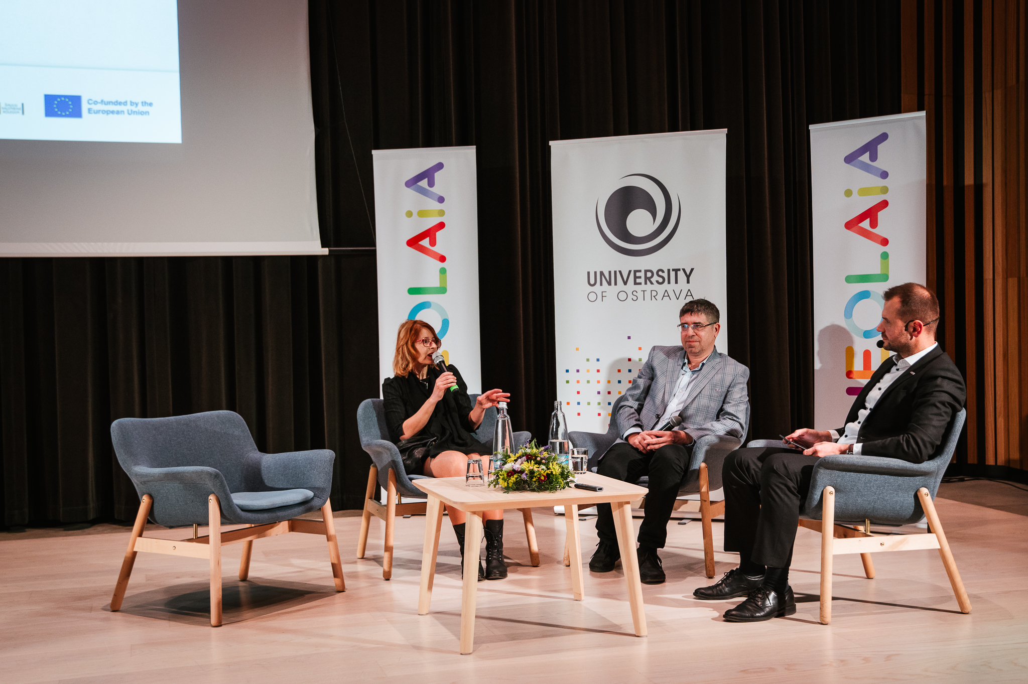 Chcete svou výuku posunout na mezinárodní úroveň? Zjistěte více o&nbsp;programu To Be NEO