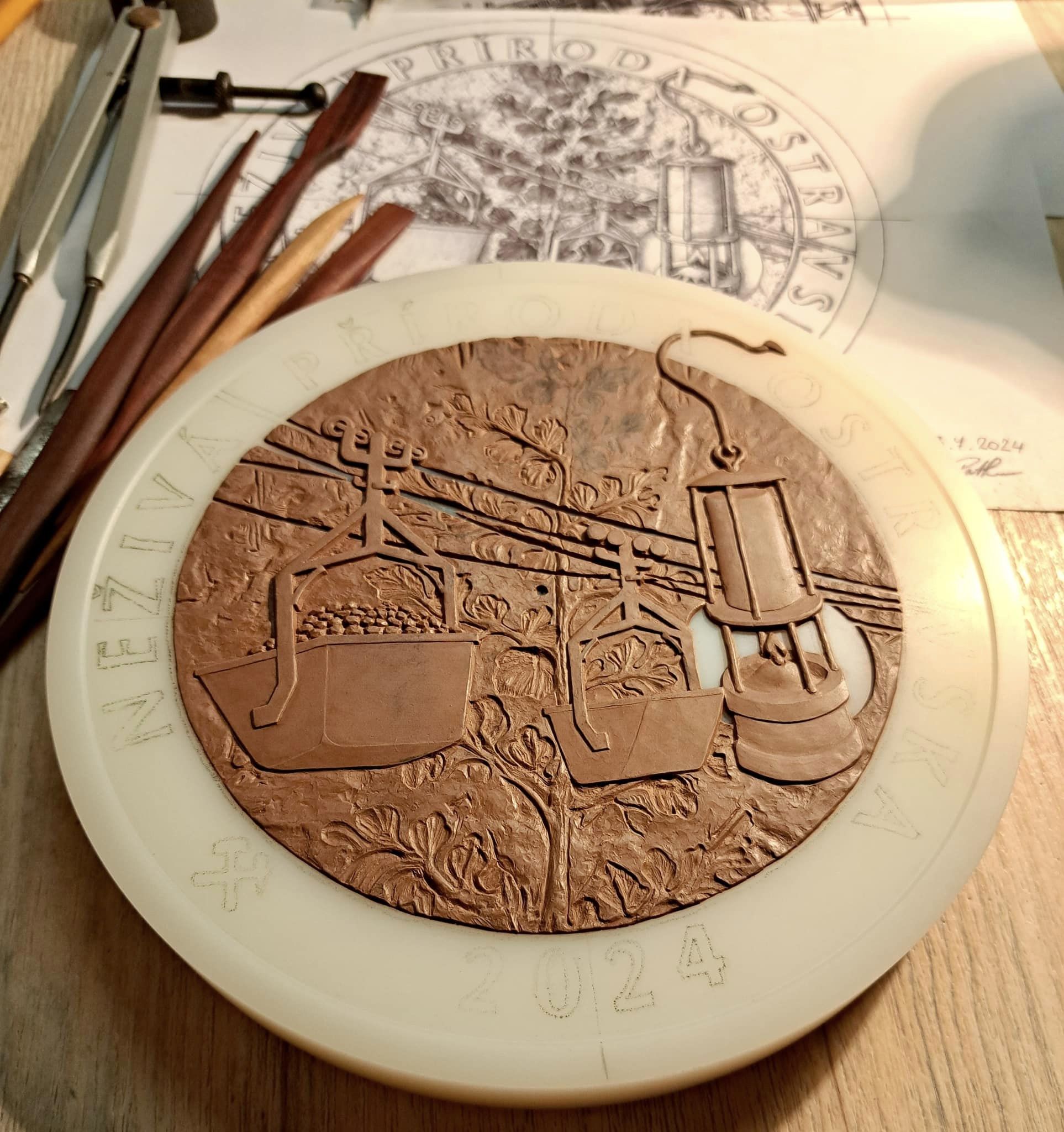 Neživou přírodu Ostravska oslaví stříbrná a&nbsp;zlatá medaile. Její vernisáž doprovodí nejkratší výstava výtvarného umění v&nbsp;Ostravě