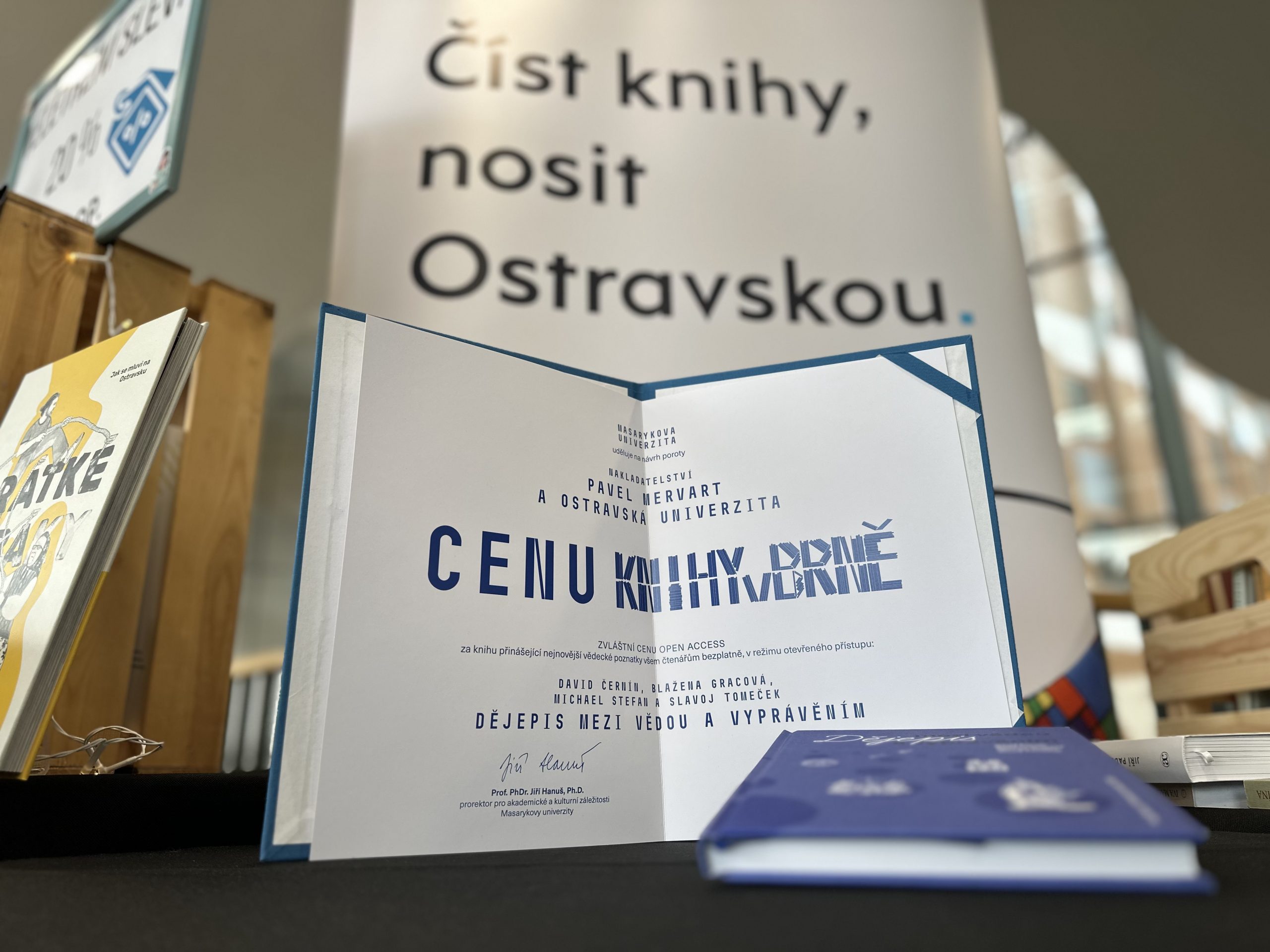 Dějepis mezi vědou a&nbsp;vyprávěním má cenu za Open Access