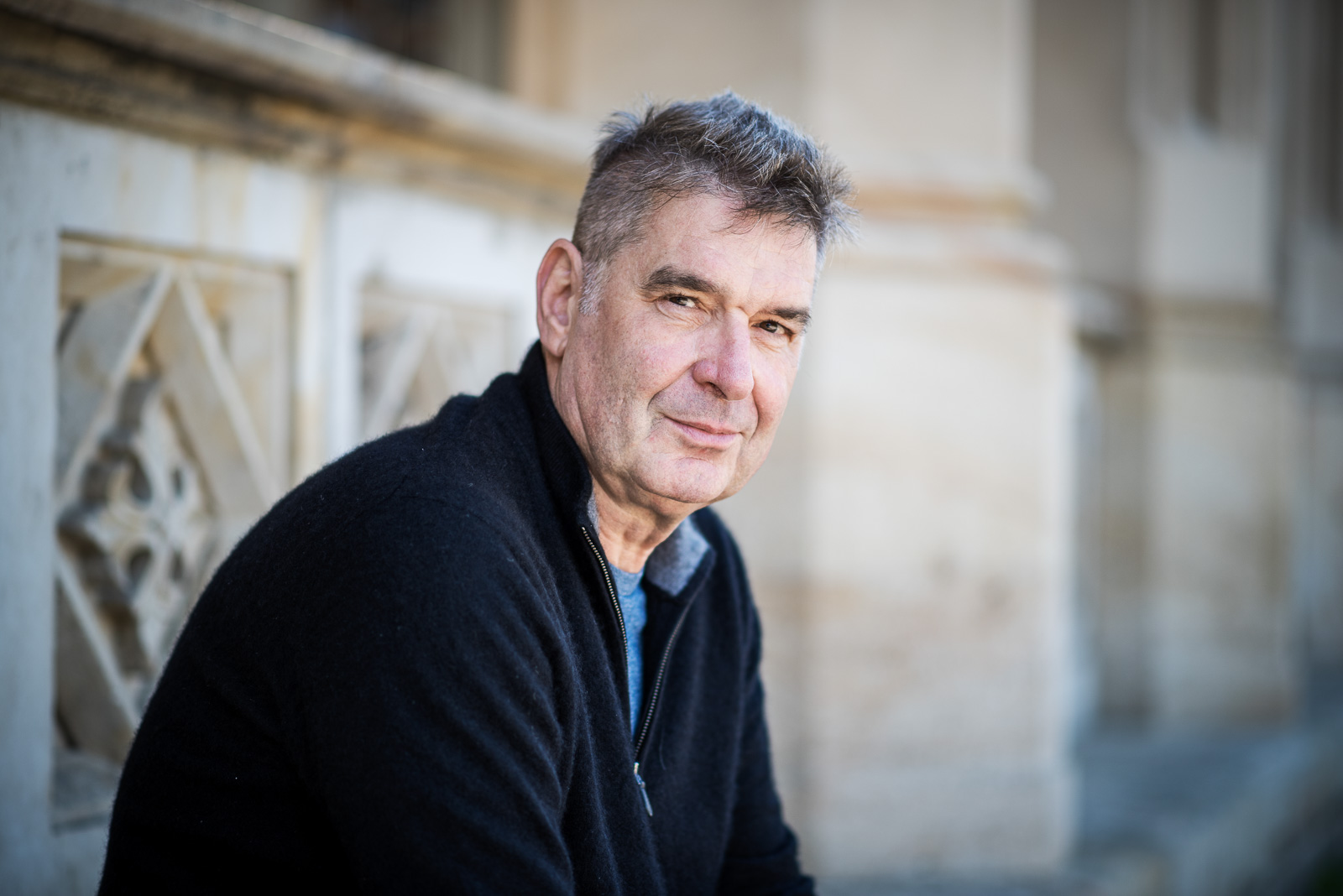 Tomáš Etzler: Jak se dělají zprávy ze světa, kde pravda neexistuje?