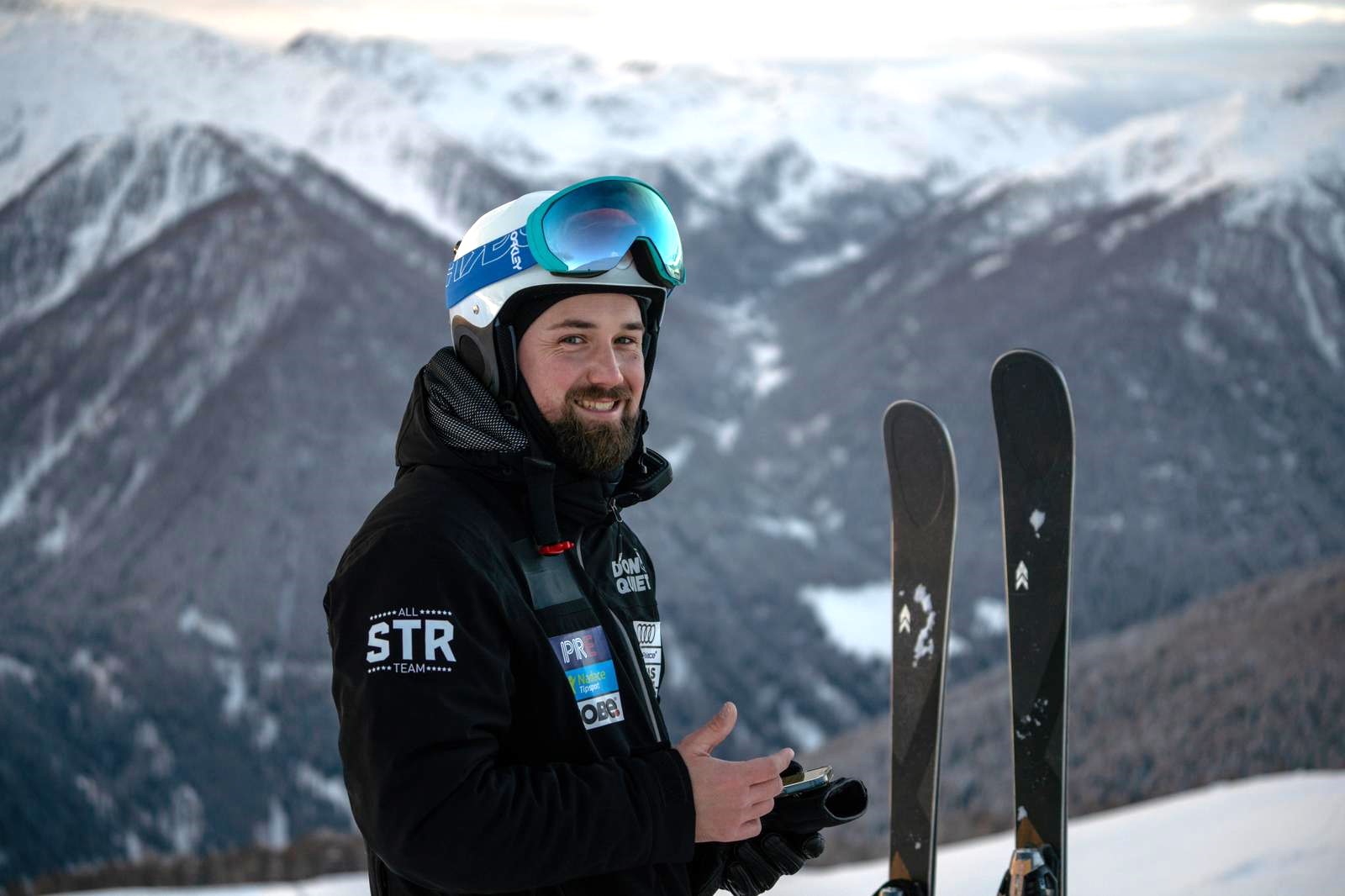 „Fyzioterapie na OU je skvělá v&nbsp;tom, že umožňuje absolvovat velké množství praktické výuky,“ říká Jakub Wrona, bývalý fyzioterapeut Ester Ledecké