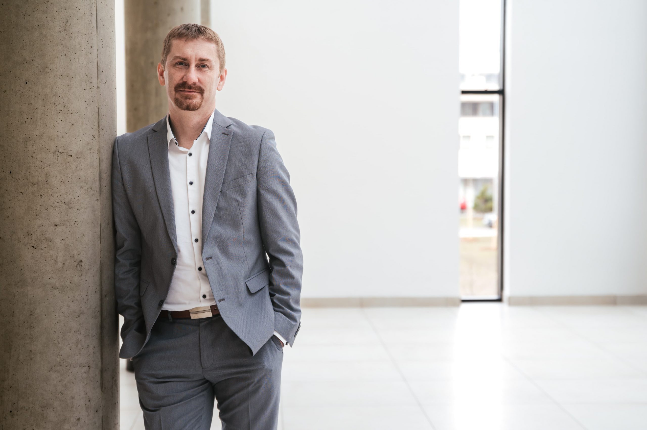 „Výzvou je efektivně využít prostředky a&nbsp;nepromeškat příležitosti,“ říká prorektor pro vědu a&nbsp;uměleckou činnost Martin Štěpnička