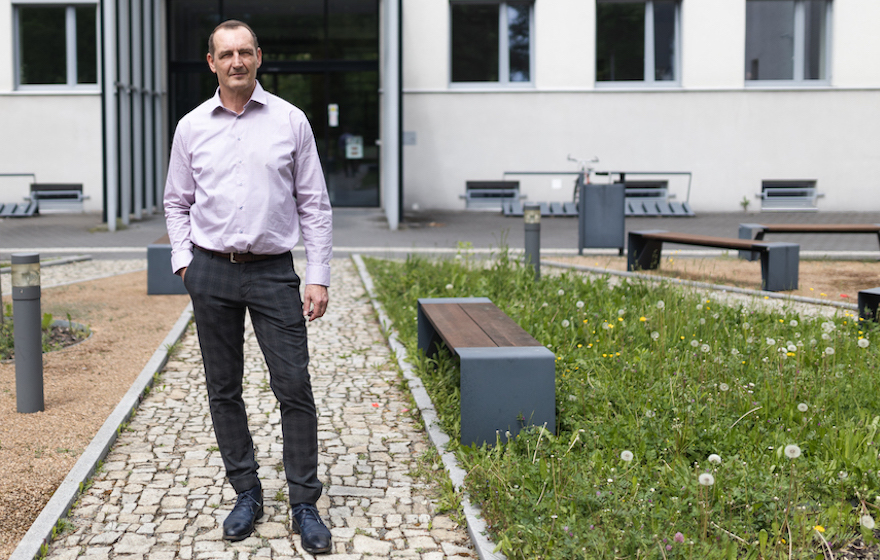 „Absolventi stomatologie zlepší dostupnost zubního lékařství v&nbsp;regionu,“ říká proděkan Lékařské fakulty OU Martin Starosta