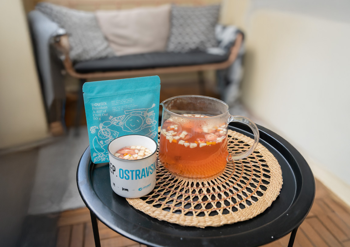 Tropické i&nbsp;deštivé léto vám zpříjemní OUshop. Třeba novými sypanými čaji