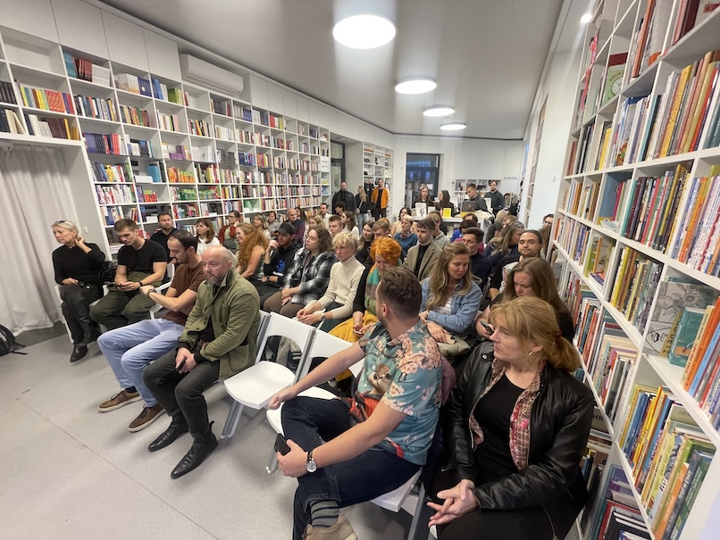 Přijďte na další setkání z&nbsp;cyklu Večery s&nbsp;REFRESH. Tentokrát na téma umělé inteligence