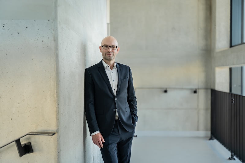 REFRESH: When research leaves the drawer and transforms the region