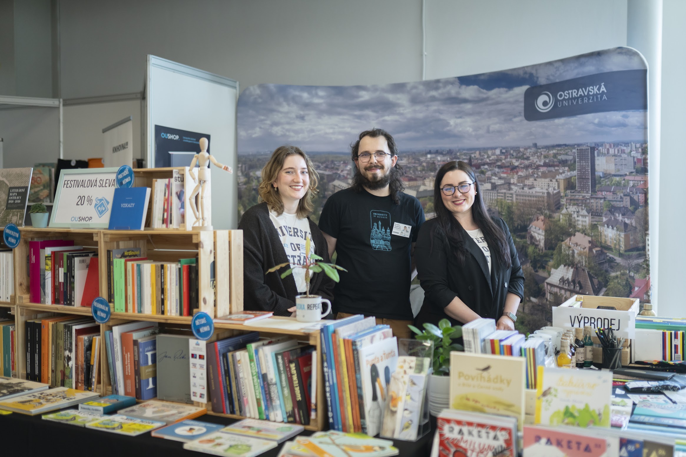 OUshop na Knižním festivalu už 20.&nbsp;a&nbsp;21.&nbsp;února