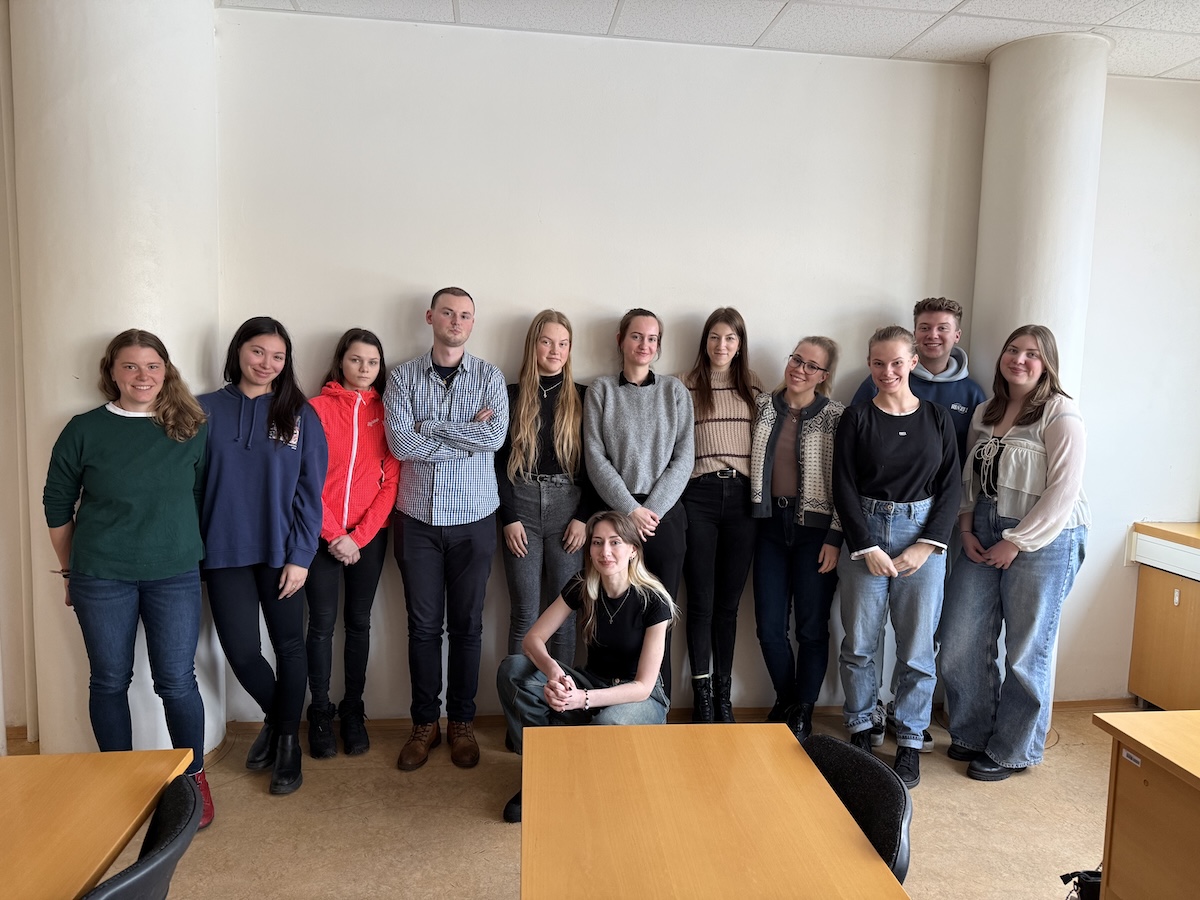 Překračování hranic skrze literaturu: Nová virtuální mobilita NEOLAiA spojuje studenty z&nbsp;Ostravy a&nbsp;italského Salerna