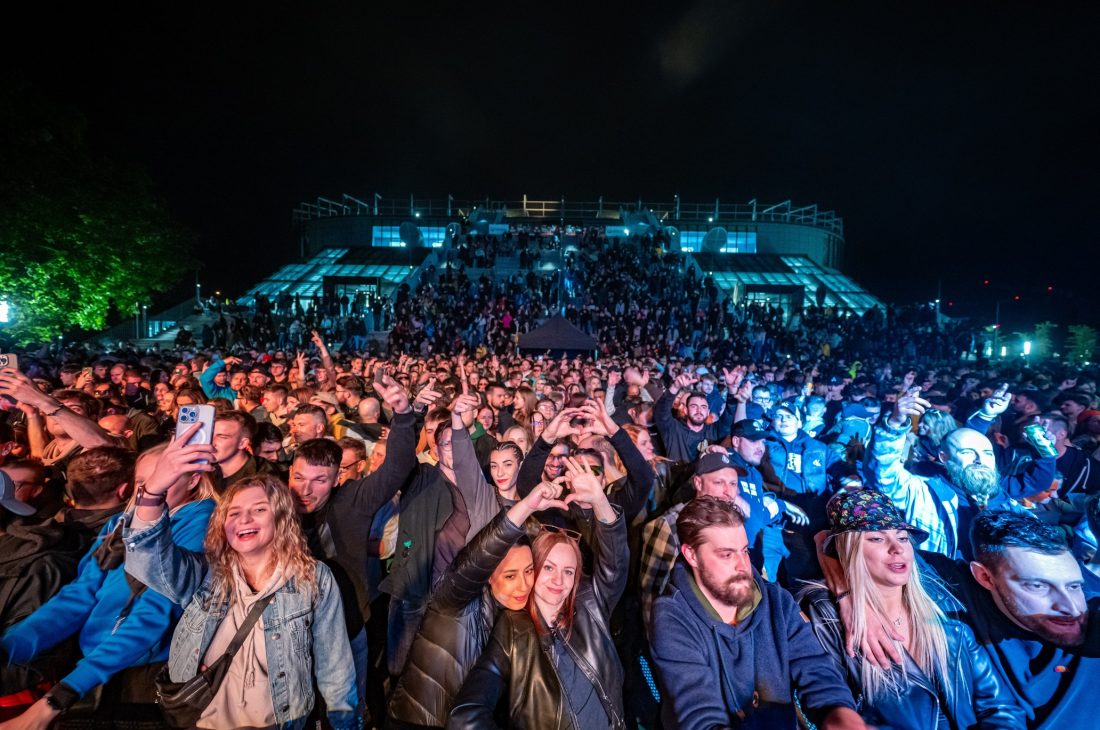 Majáles Ostravské univerzity oslaví v&nbsp;City Campusu 30.&nbsp;ročník. Dorazí Maniak, Poetika i&nbsp;Jasmin