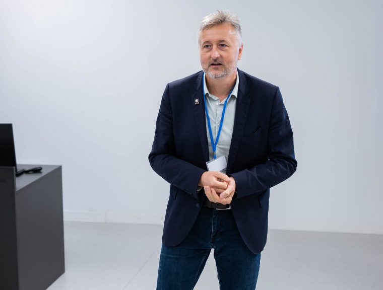 „Pohyb je pro člověka přirozený a&nbsp;naprosto zásadní,“ říká profesor Daniel Jandačka