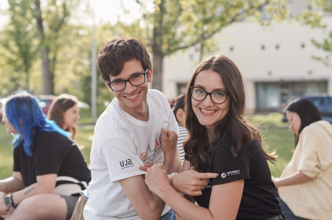 Mezinárodní NEOLAiA Piknik před City Campusem: Diskuse na téma diverzity a&nbsp;inkluze