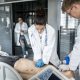 Tři hlasy Lékařské fakulty: Jak se rodí lékaři, kteří vidí víc než diagnózu