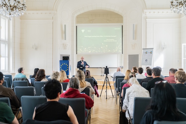 Odborníci na mezinárodní granty programu Horizont Evropa se setkali na OU