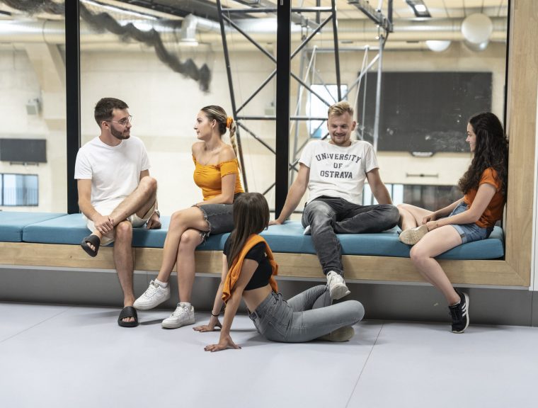 Tři hlasy Pedagogické fakulty: Vzdělání, které mění realitu