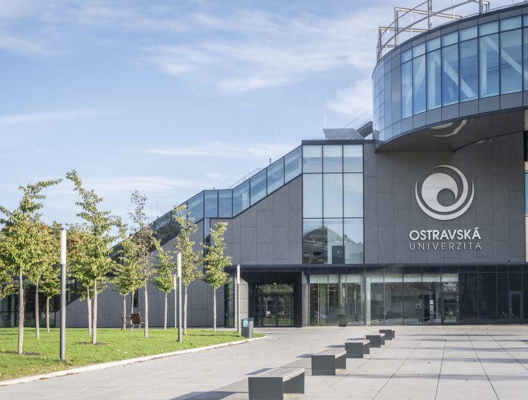 35 milionů pro výzkum na Ostravské univerzitě. Osm zahraničních vědců posílí pět univerzitních pracovišť