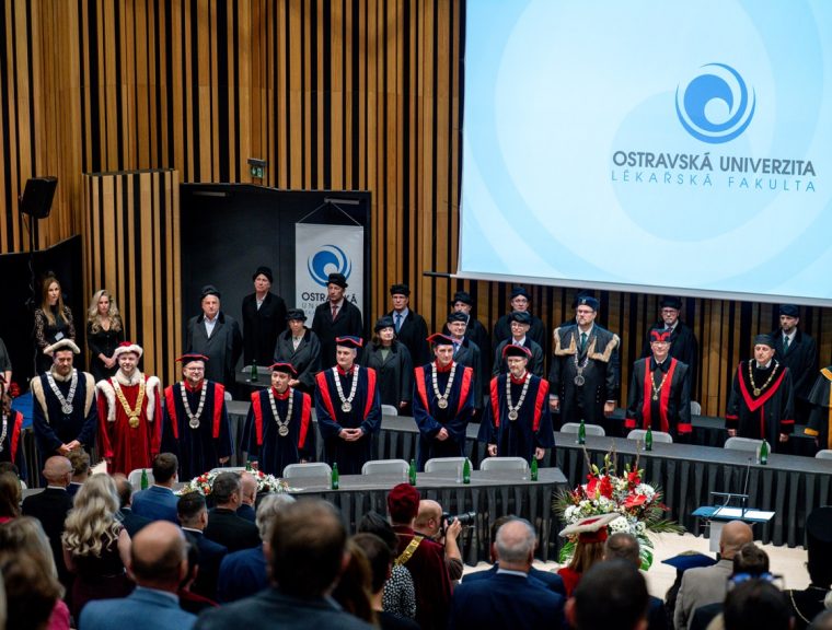 Lékařská fakulta ocenila své akademiky i&nbsp;studenty
