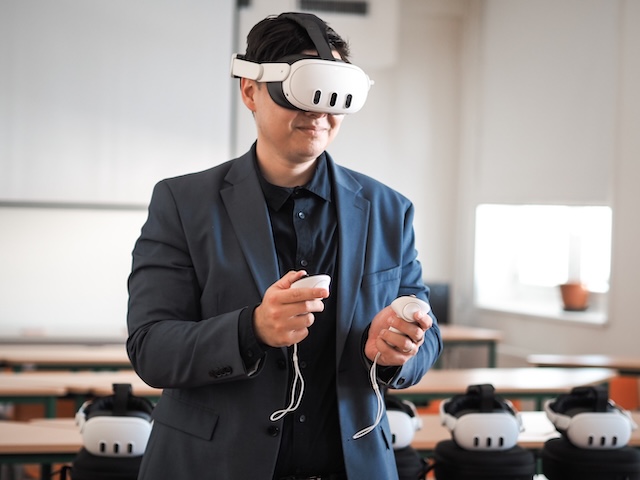 Virtuální realita na Ostravské univerzitě: Jak ji zapojit do výuky či výzkumu?