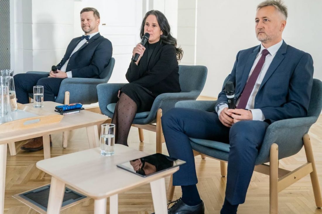Ostravskou univerzitu čeká volba rektora. Kandidáti představili své vize na shromáždění akademické obce